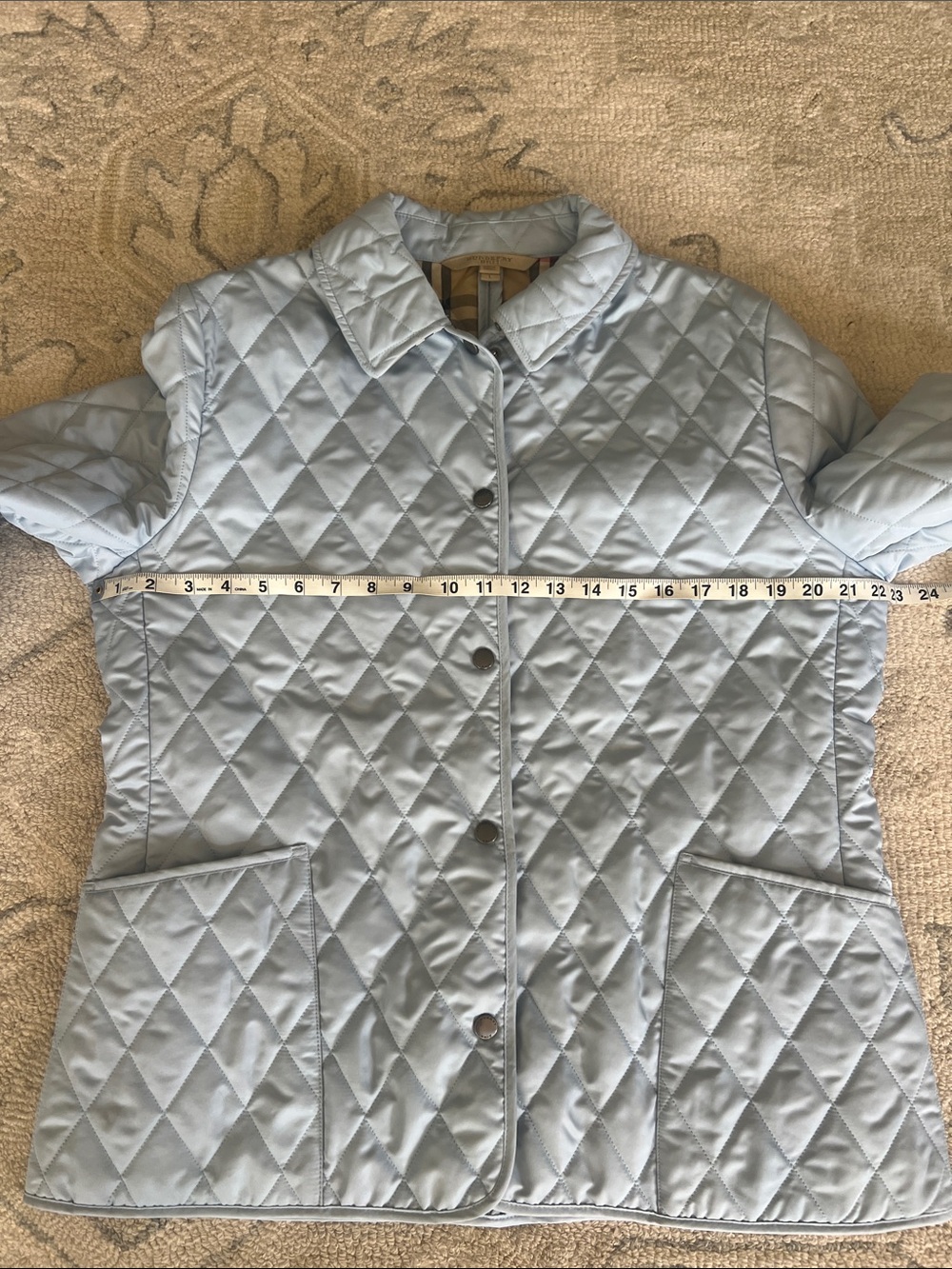 Burberry Light Blue Quilted Puffer Jacket with Signature Plaid Cuffs EC - Picture 6 of 10